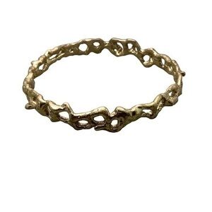 Gold tone fashion bangle bracelet